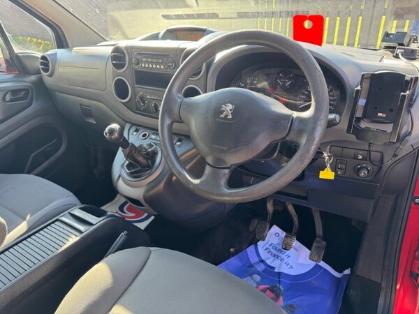 Used Peugeot Partner 2012 for sale - 76249988: Photo 18