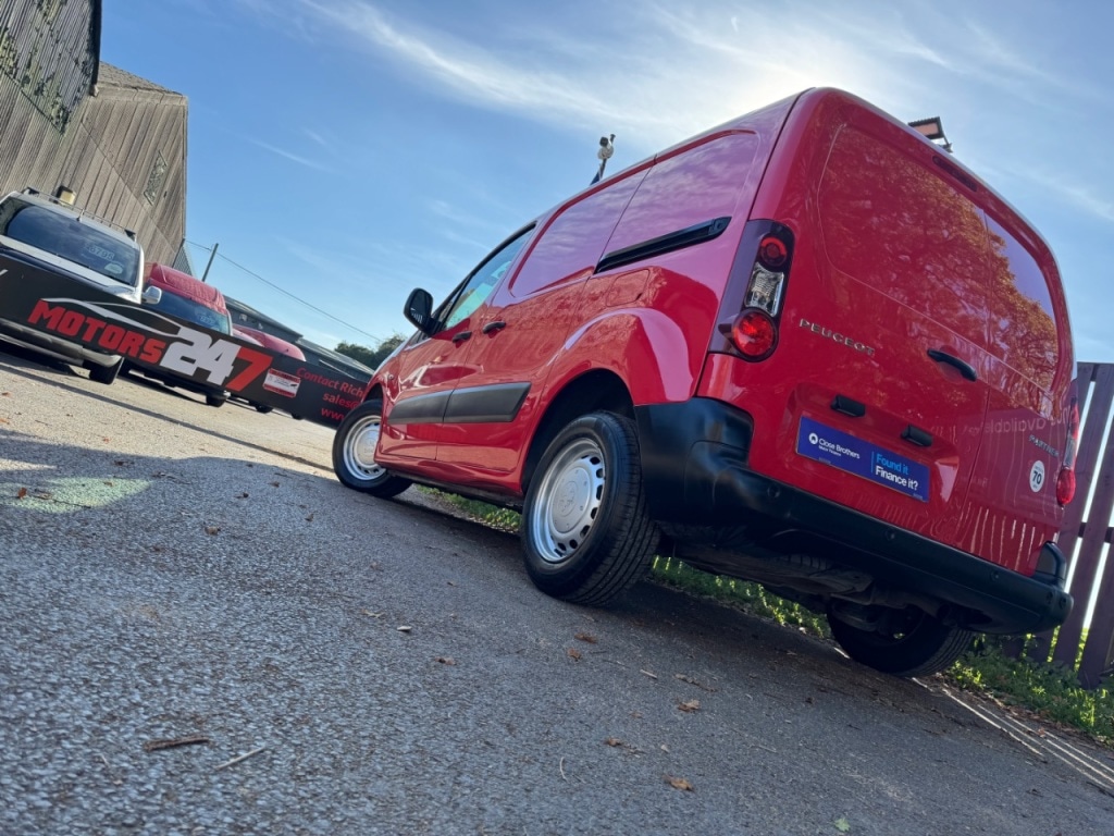 Used Peugeot Partner 2012 for sale - 76249988: Photo 5