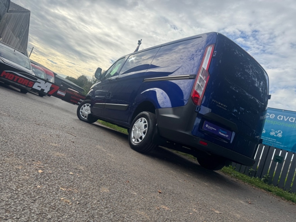 Used Ford Transit Custom 2017 for sale - 76118261: Photo 29