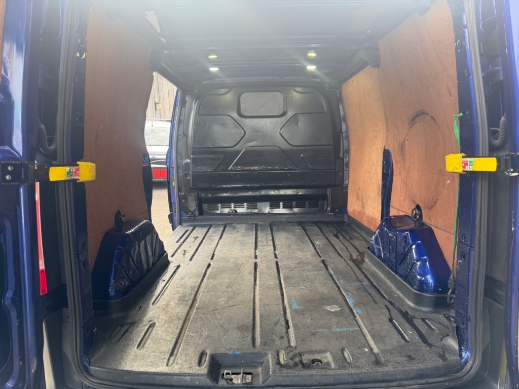 Used Ford Transit Custom 2017 for sale - 76118261: Photo 34
