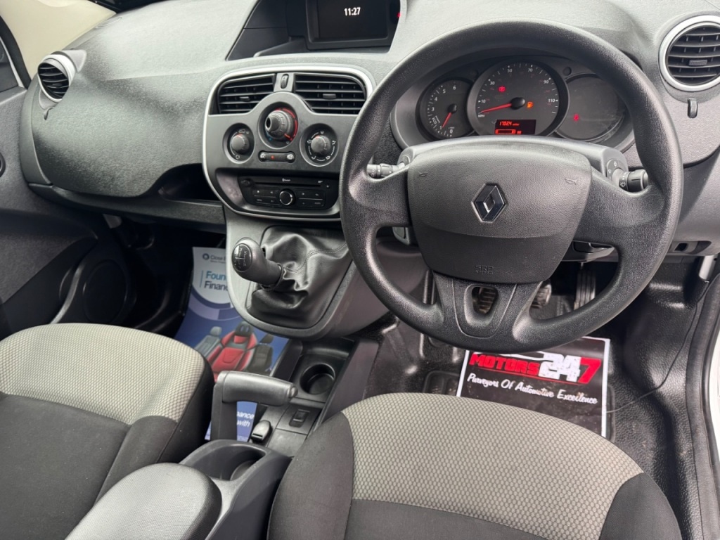 Used Renault Kangoo 2018 for sale - 76985502: Photo 18