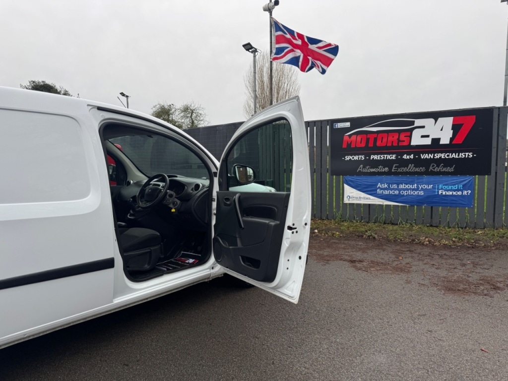 Used Renault Kangoo 2018 for sale - 76985502: Photo 57