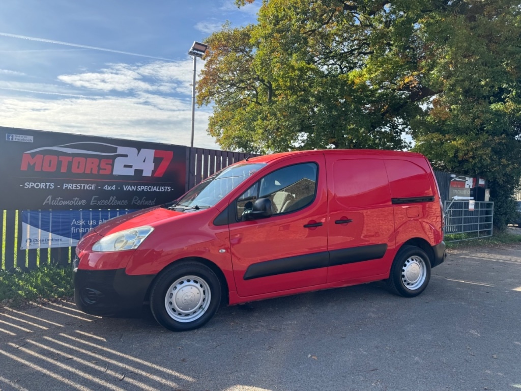Used Peugeot Partner 2012 for sale - 76312841: Photo 25