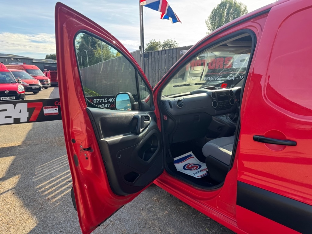 Used Peugeot Partner 2012 for sale - 76312841: Photo 31