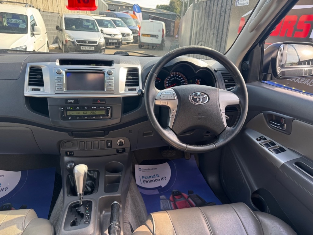 Used Toyota Hilux 2013 for sale - 78053376: Photo 16