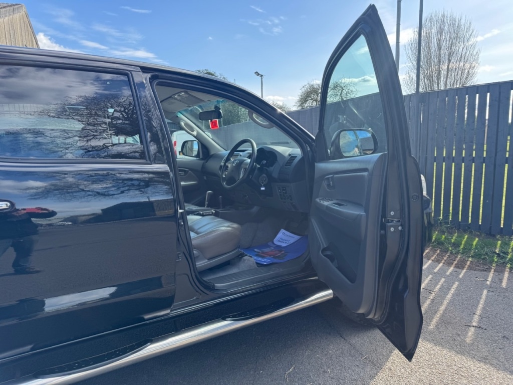 Used Toyota Hilux 2013 for sale - 78053376: Photo 20