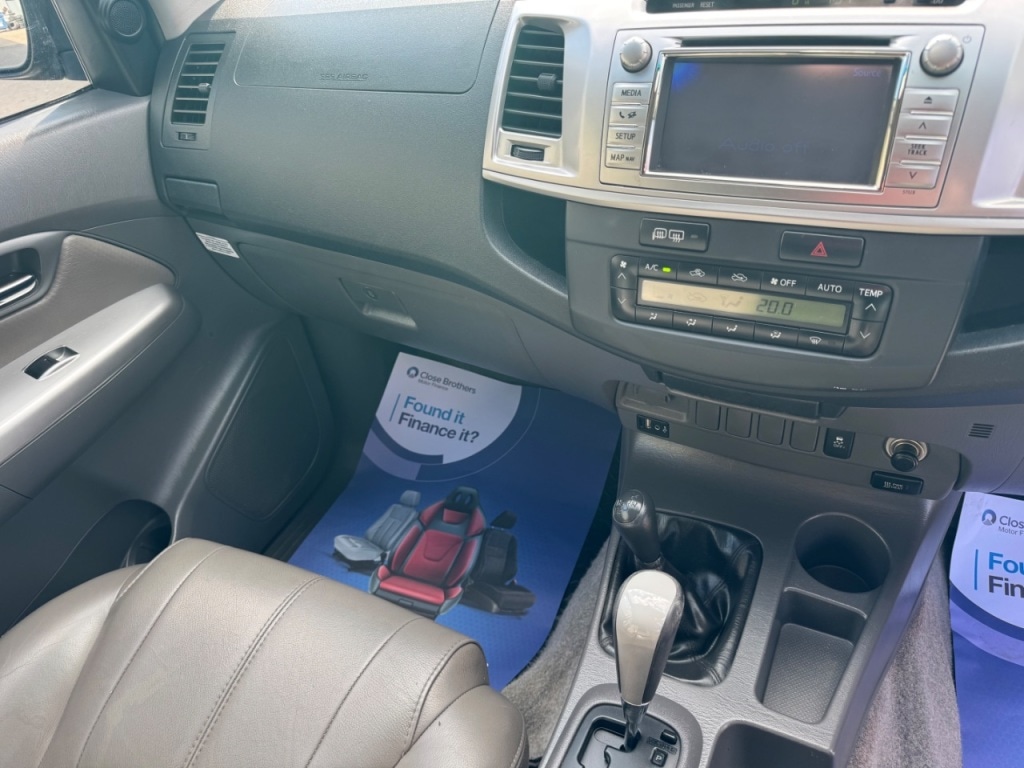 Used Toyota Hilux 2013 for sale - 78053376: Photo 23