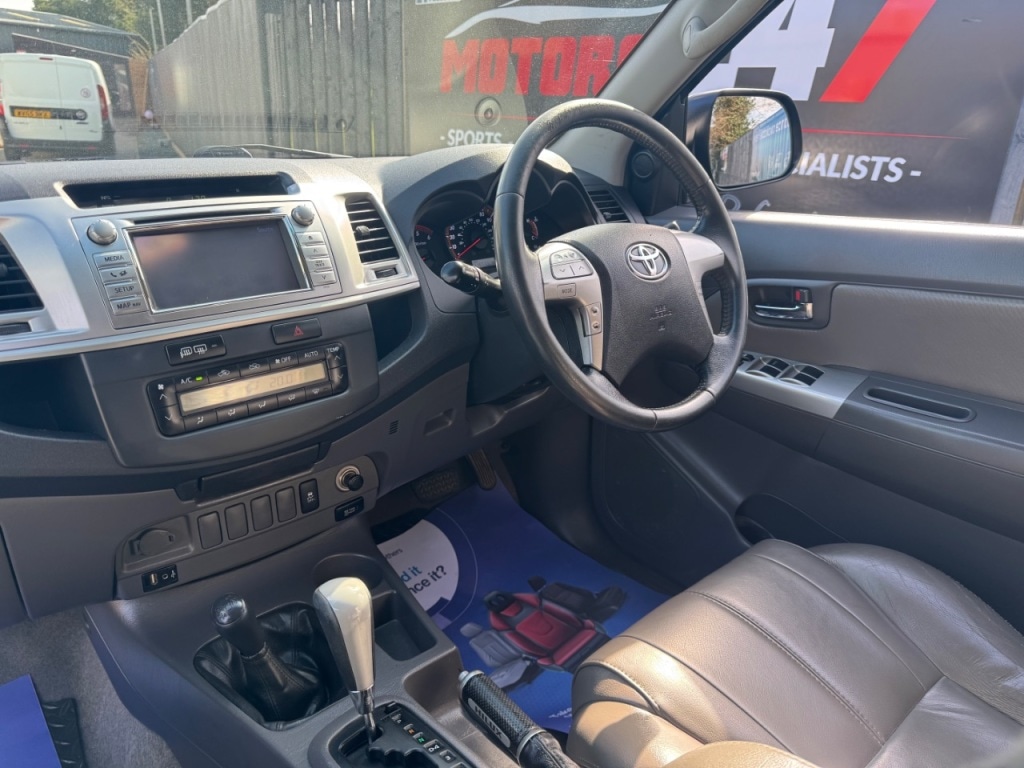 Used Toyota Hilux 2013 for sale - 78053376: Photo 46