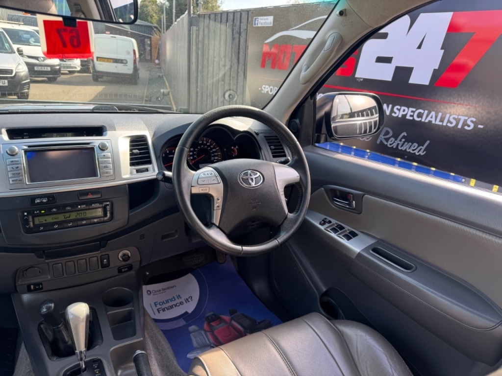 Used Toyota Hilux 2013 for sale - 78053376: Photo 47