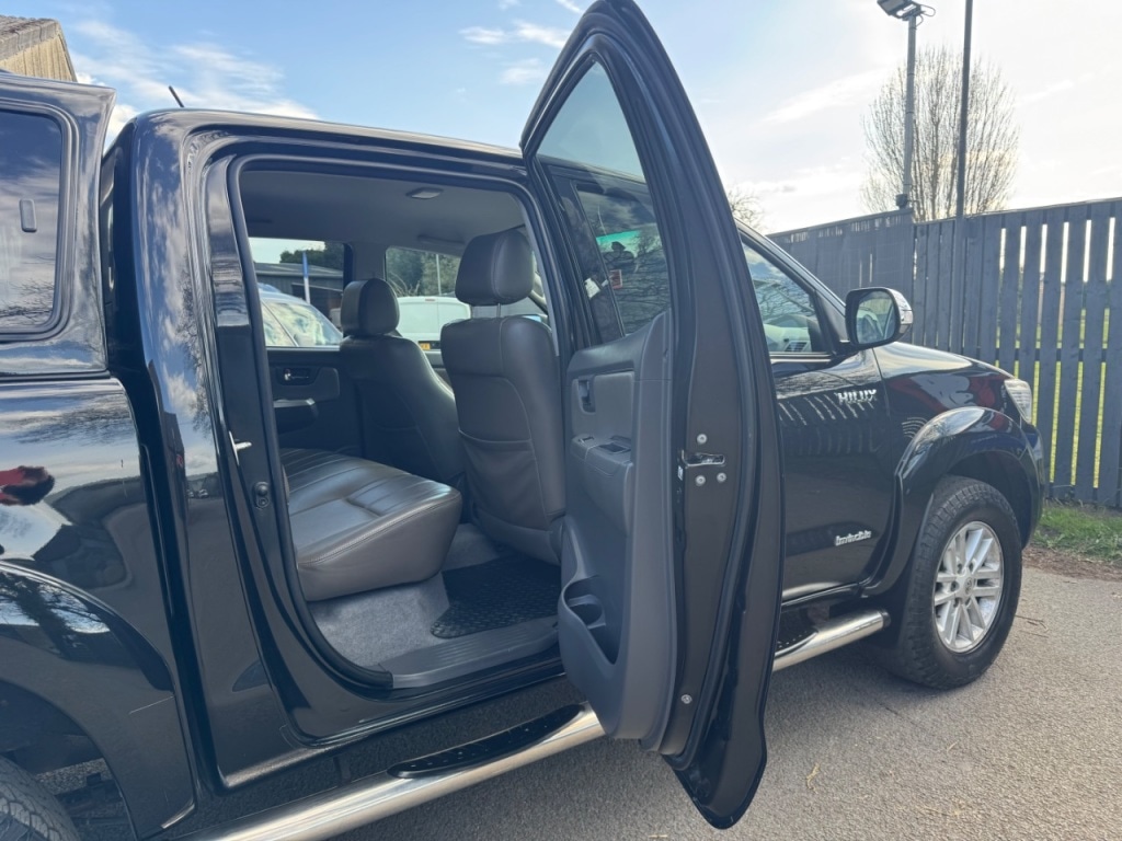 Used Toyota Hilux 2013 for sale - 78053376: Photo 74