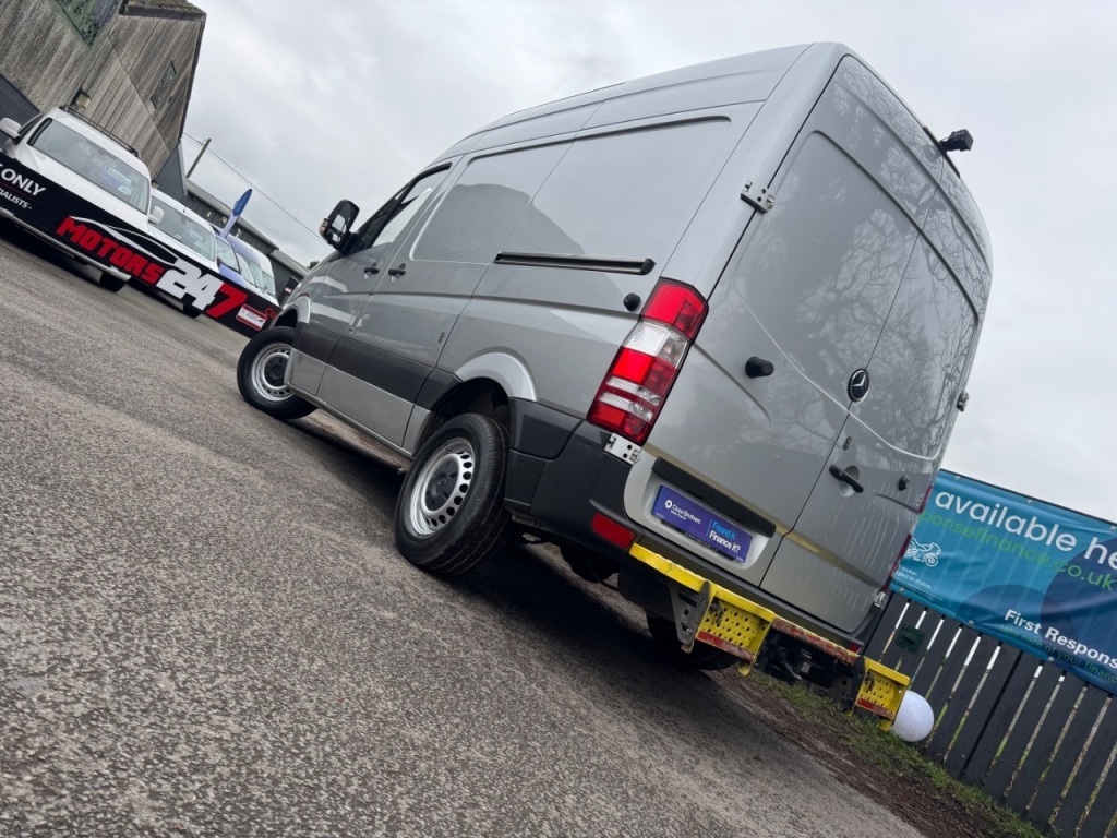 Used Mercedes-Benz Sprinter 2015 for sale - 77541837: Photo 2