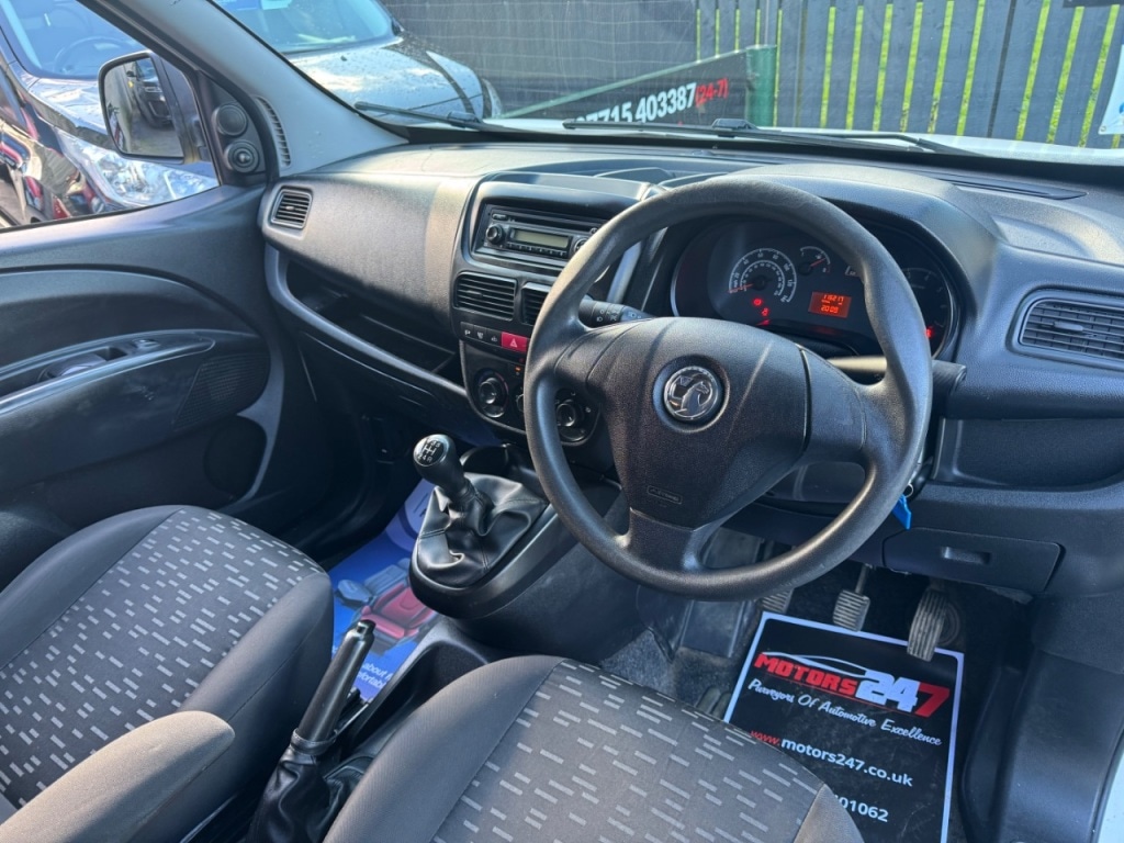 Used Vauxhall Combo 2015 for sale - 77138794: Photo 19