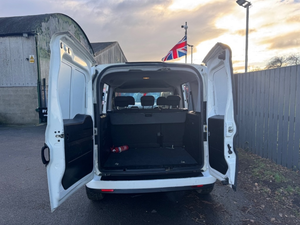 Used Vauxhall Combo 2015 for sale - 77138794: Photo 32
