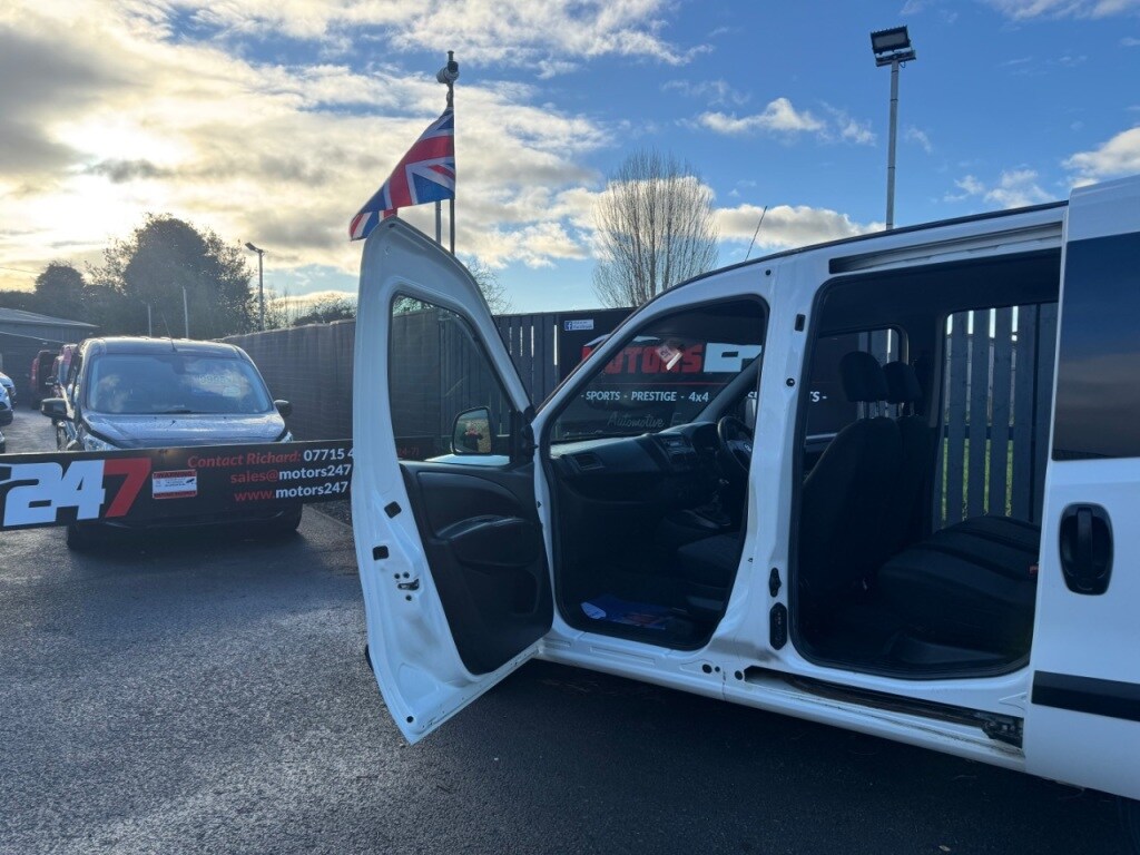 Used Vauxhall Combo 2015 for sale - 77138794: Photo 33