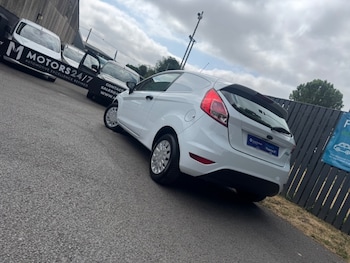 Used Ford Fiesta 2014 for sale - 79228906: Photo