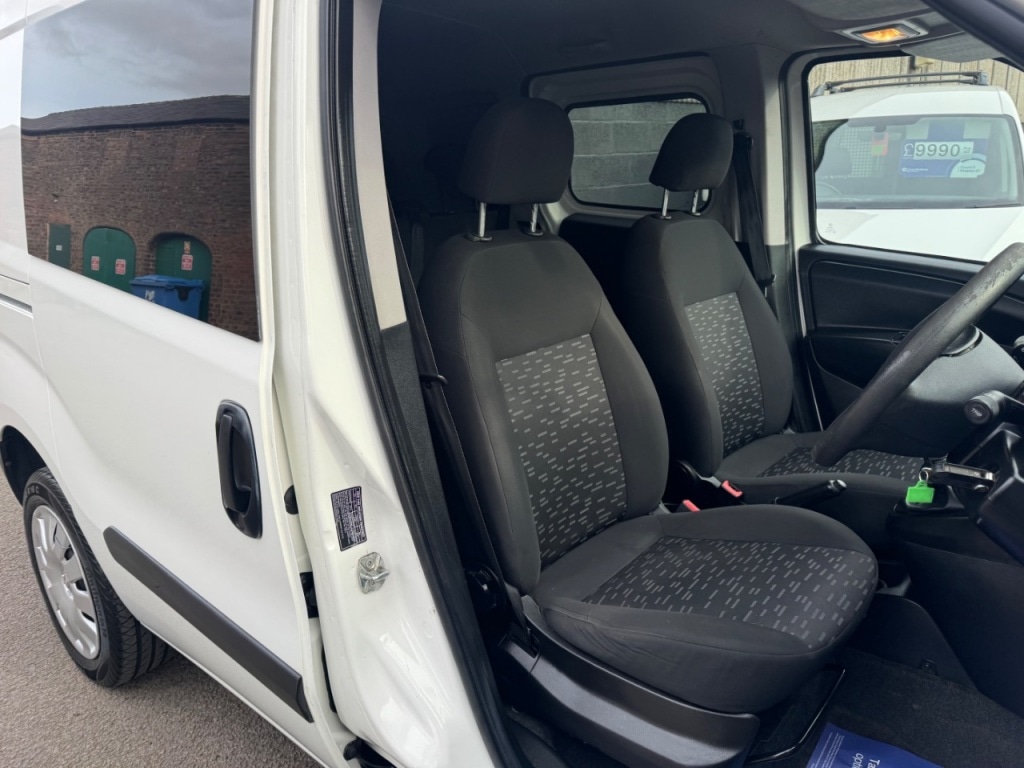 Used Vauxhall Combo 2017 for sale - 77635414: Photo 19