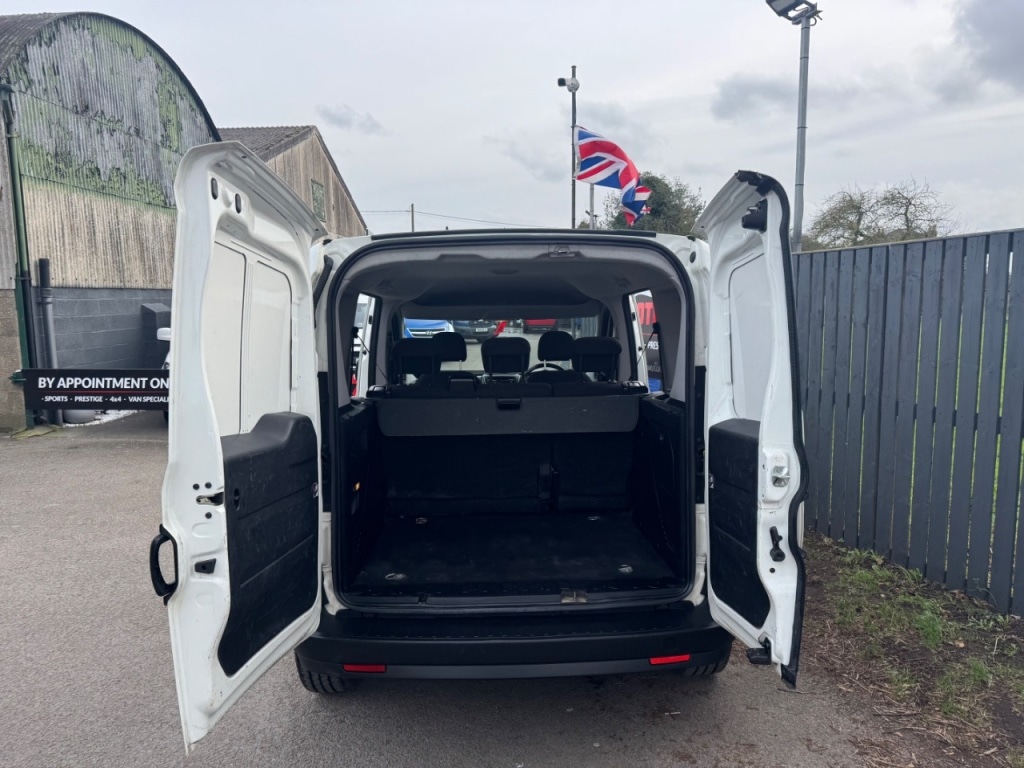 Used Vauxhall Combo 2017 for sale - 77635414: Photo 35