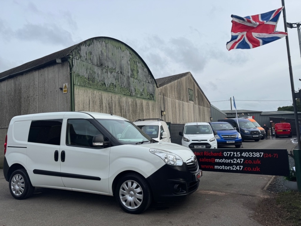 Used Vauxhall Combo 2017 for sale - 77635414: Photo 6