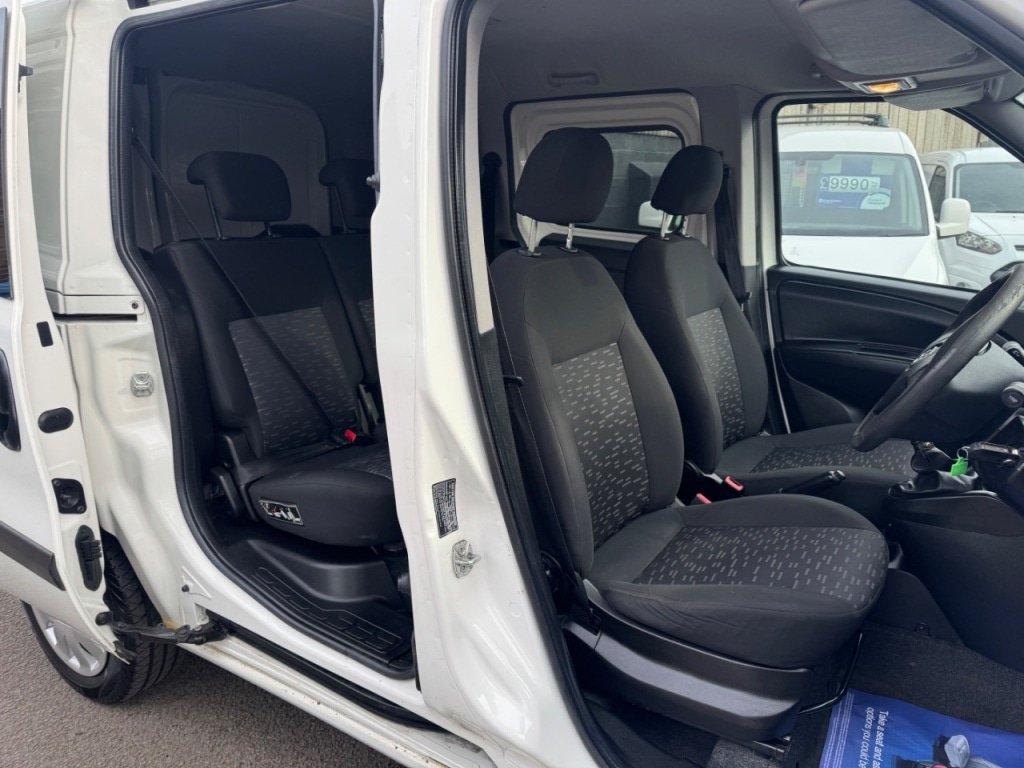 Used Vauxhall Combo 2017 for sale - 77635414: Photo 7