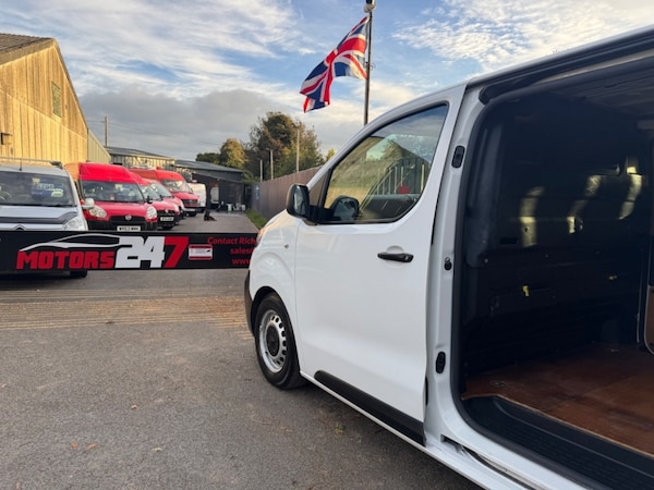 Used Citroen Dispatch 2017 for sale - 76243049: Photo 46