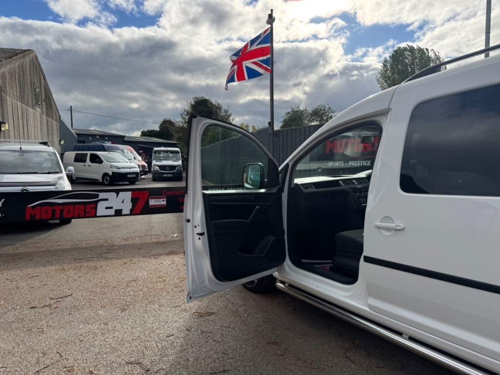 Used Volkswagen Caddy Maxi 2016 for sale - 76375807: Photo 13