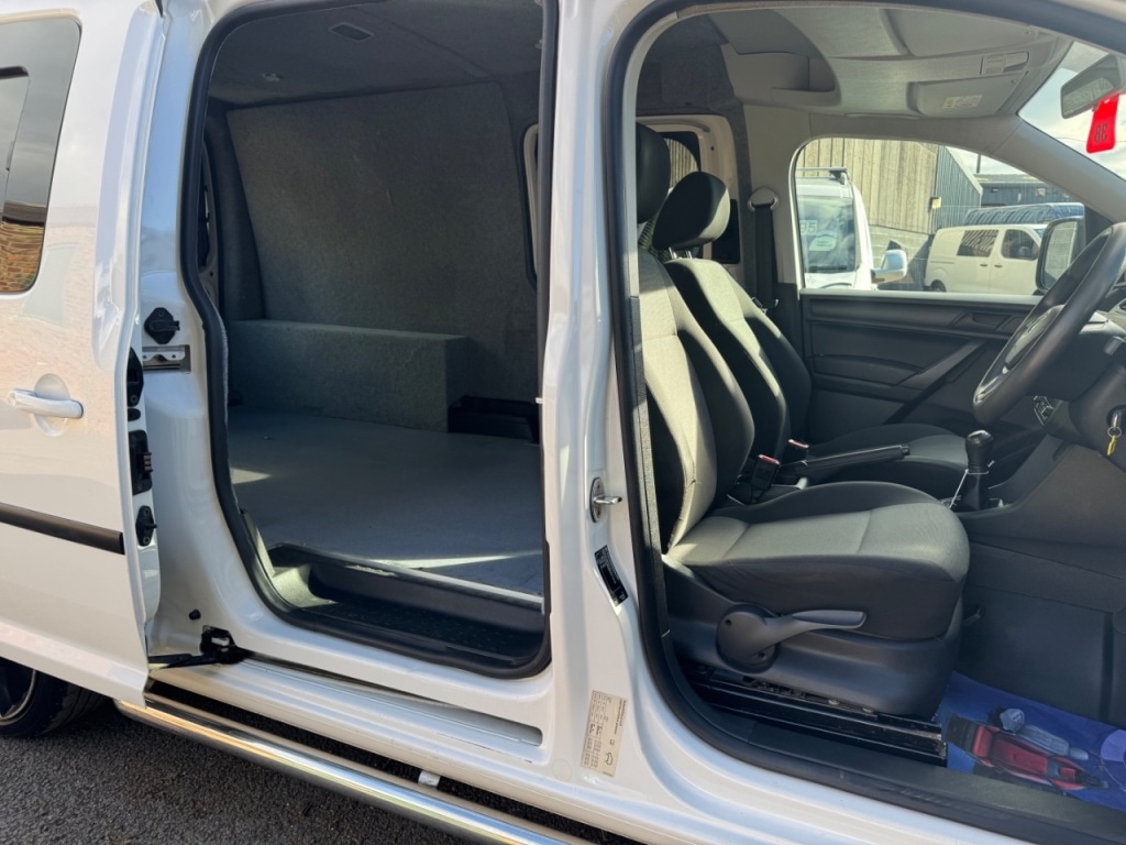 Used Volkswagen Caddy Maxi 2016 for sale - 76375807: Photo 15