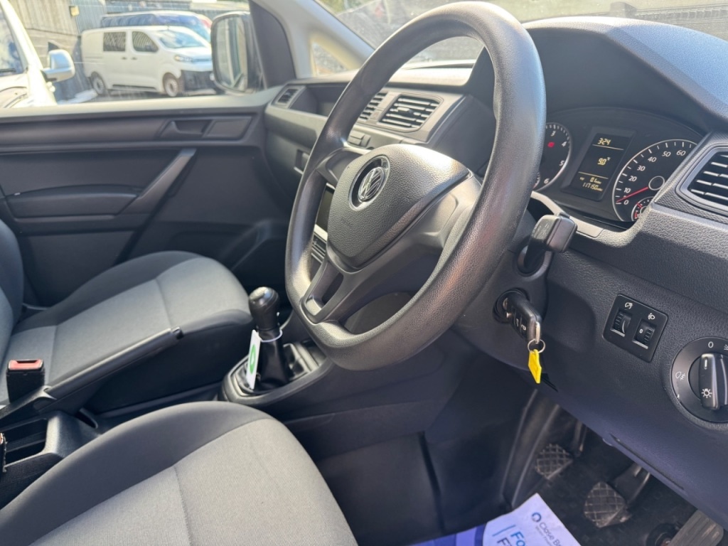 Used Volkswagen Caddy Maxi 2016 for sale - 76375807: Photo 18