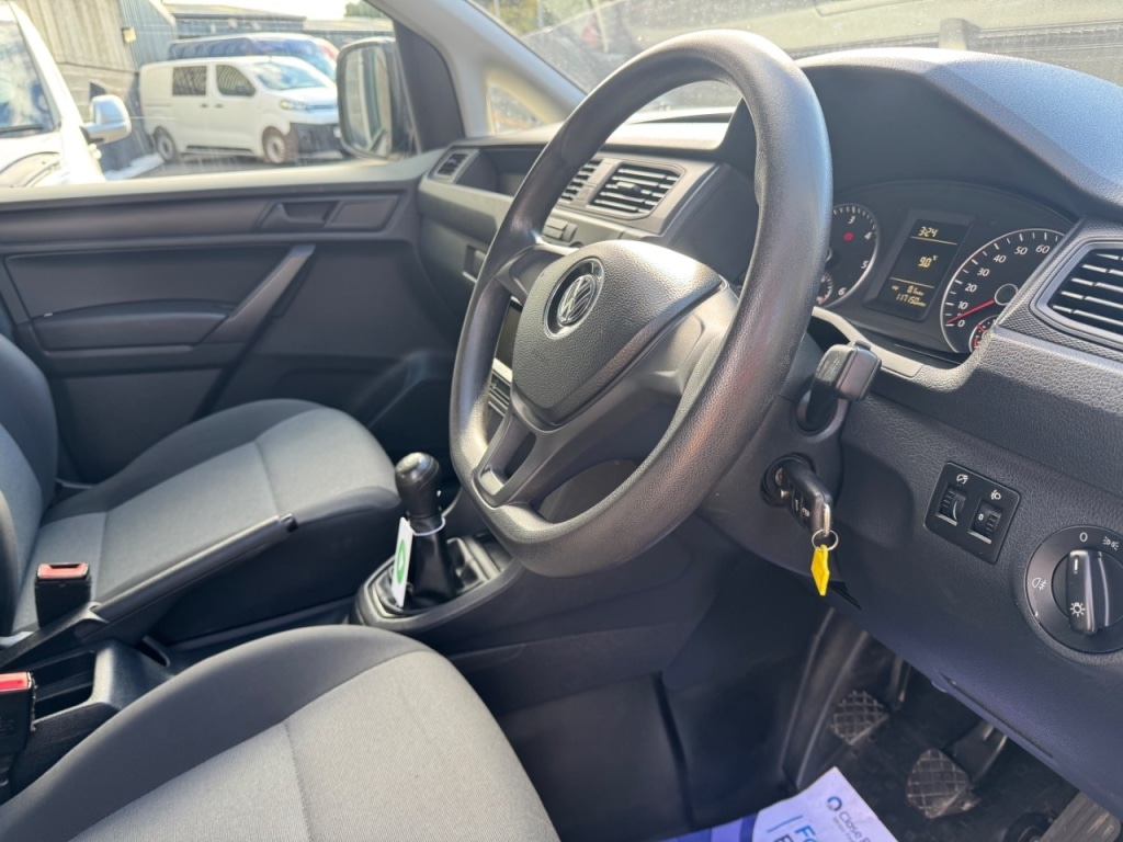 Used Volkswagen Caddy Maxi 2016 for sale - 76375807: Photo 84