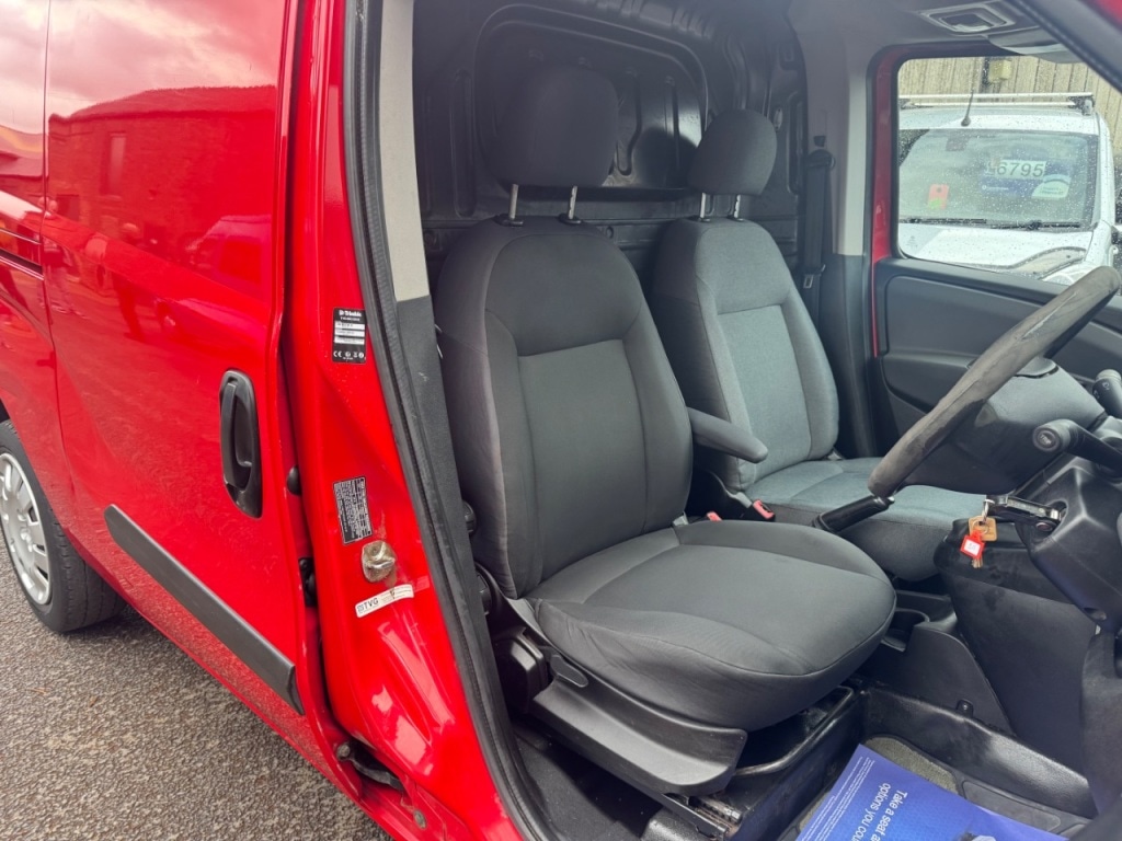 Used Fiat Doblo 2014 for sale - 76436451: Photo 19