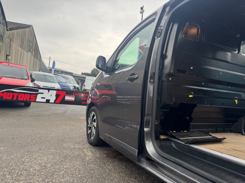 Used Citroen Dispatch 2017 for sale - 77368163: Photo 42