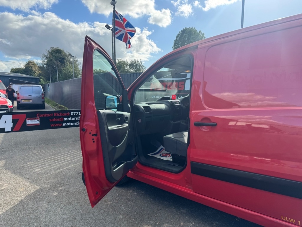 Used Peugeot Expert 2014 for sale - 76068226: Photo 15