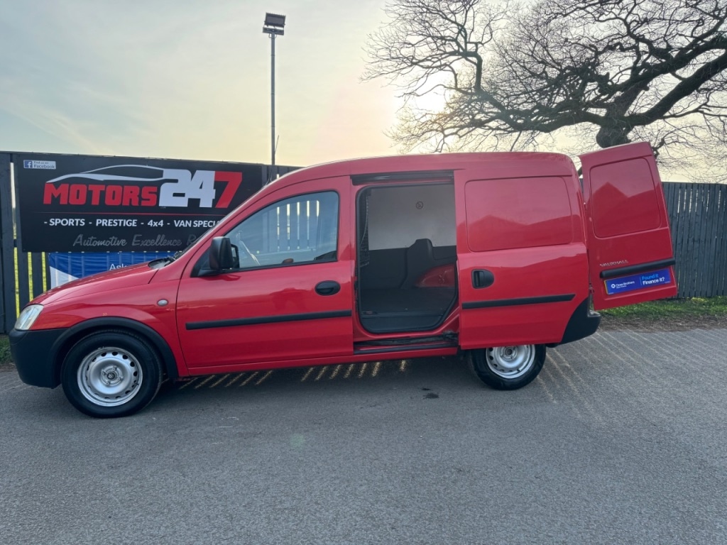 Used Vauxhall Combo 2010 for sale - 77981688: Photo 32