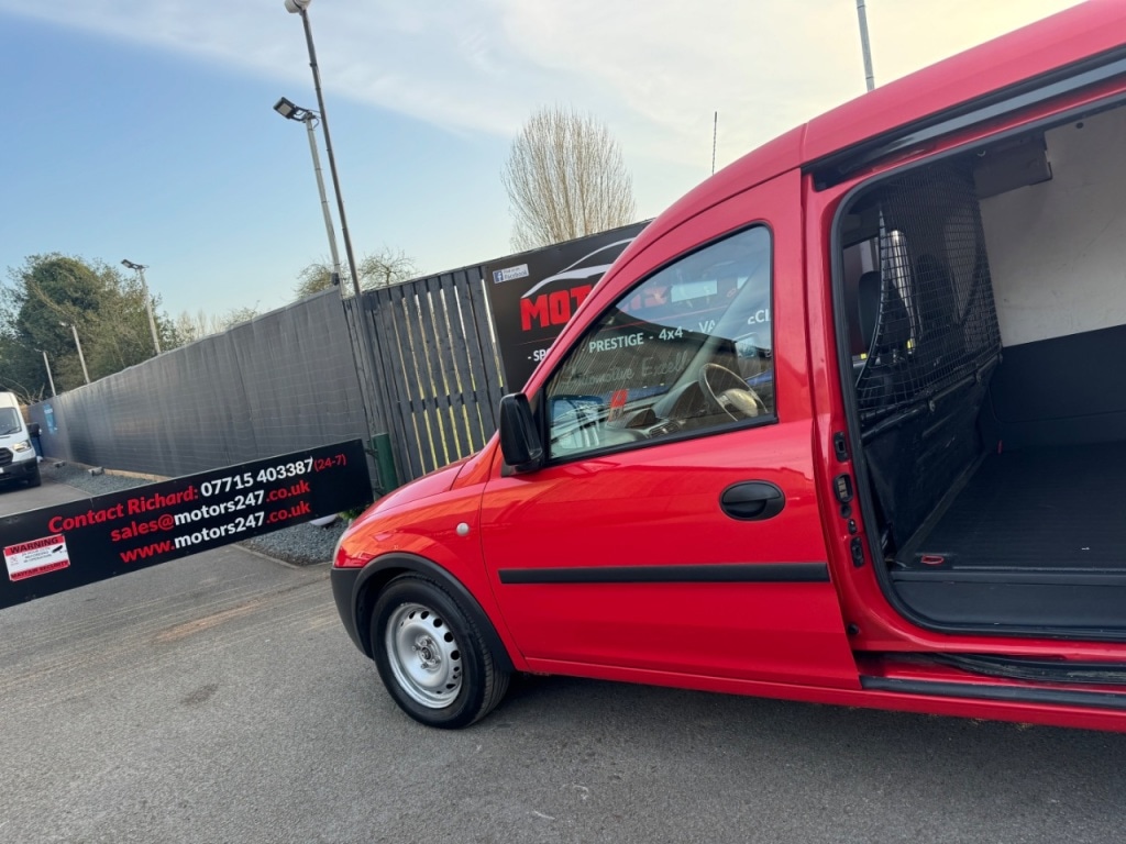 Used Vauxhall Combo 2010 for sale - 77981688: Photo 9