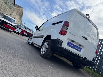 Used Peugeot Partner 2018 for sale - 78053383: Photo