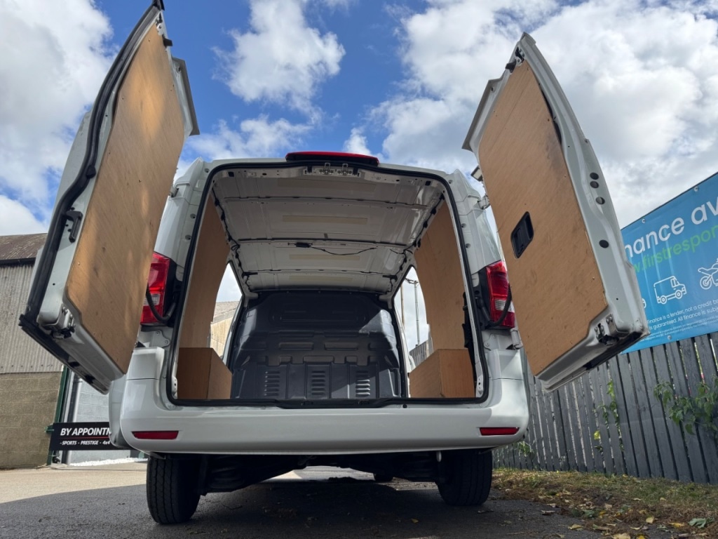 Used Mercedes-Benz Vito 2021 for sale - 77973828: Photo 10