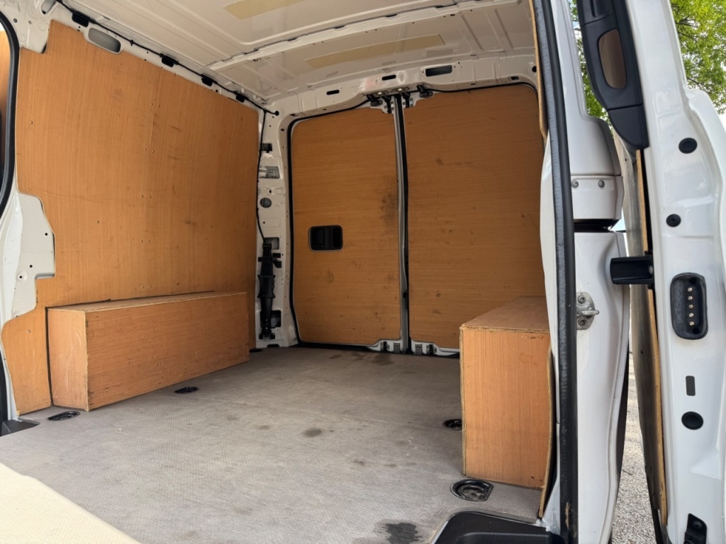 Used Mercedes-Benz Vito 2021 for sale - 77973828: Photo 8