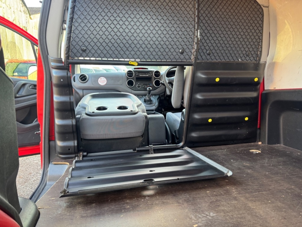 Used Peugeot Partner 2012 for sale - 77011889: Photo 12