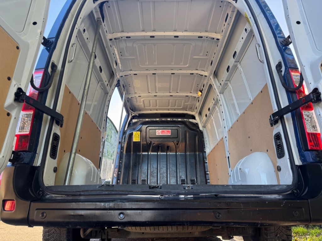 Used Vauxhall Movano 2015 for sale - 76352330: Photo 13