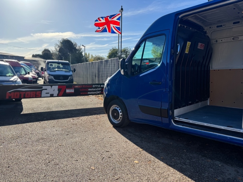 Used Vauxhall Movano 2015 for sale - 76352330: Photo 40