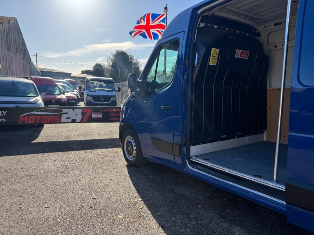 Used Vauxhall Movano 2015 for sale - 76352330: Photo 41