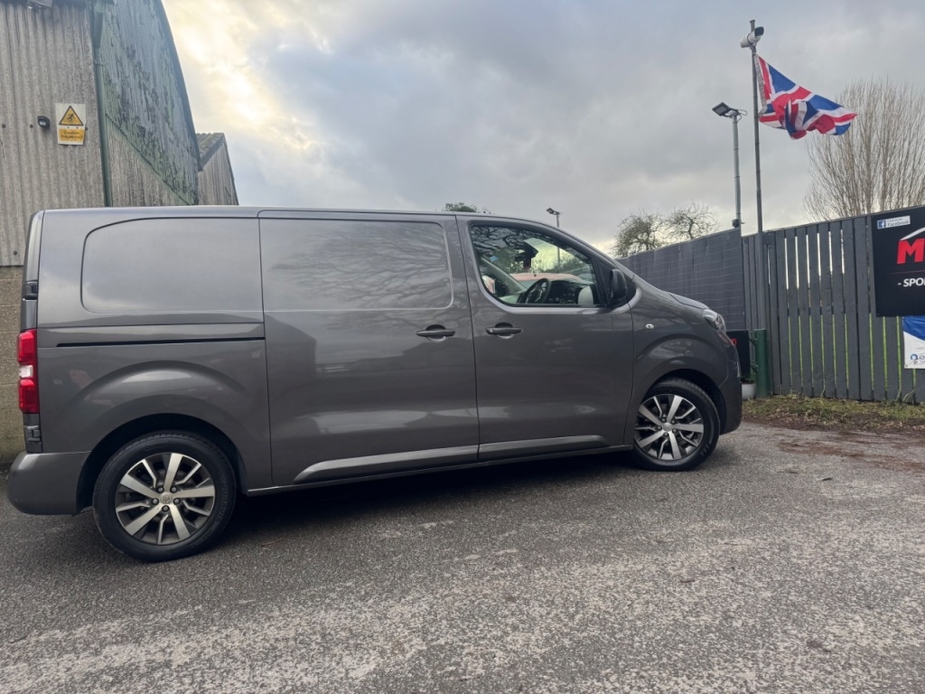 Used Toyota ProAce 2018 for sale - 77546236: Photo 55
