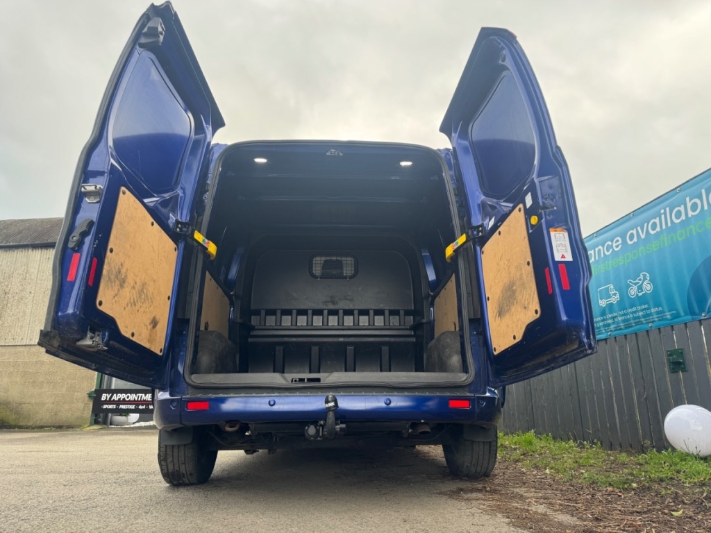 Used Ford Transit Custom 2018 for sale - 77708602: Photo 42