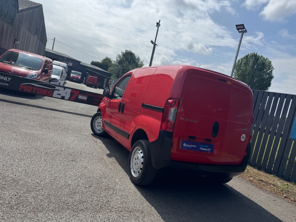 Vehicle 28