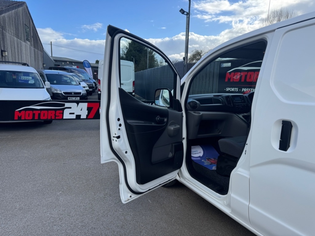 Used Nissan NV200 2013 for sale - 77890729: Photo 12