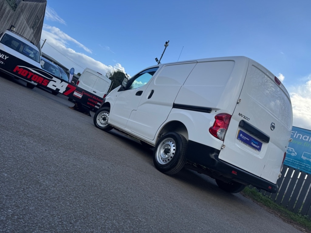 Used Nissan NV200 2013 for sale - 77890729: Photo 2