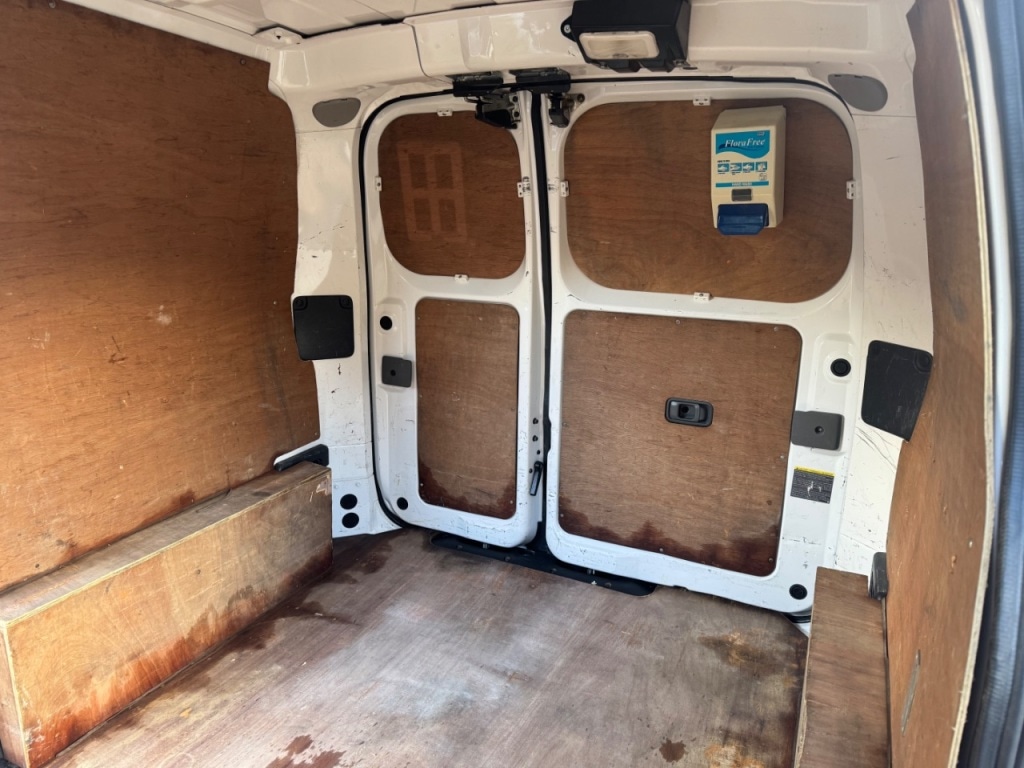 Used Nissan NV200 2013 for sale - 77890729: Photo 9