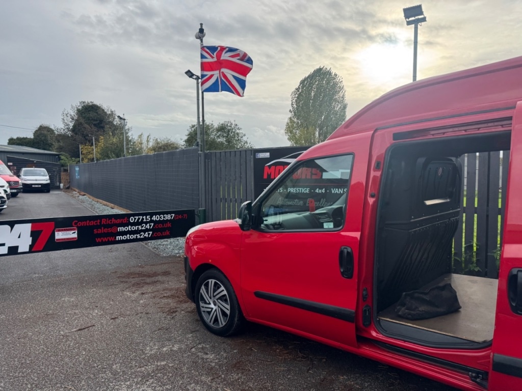 Used Fiat Doblo 2013 for sale - 76436449: Photo 11