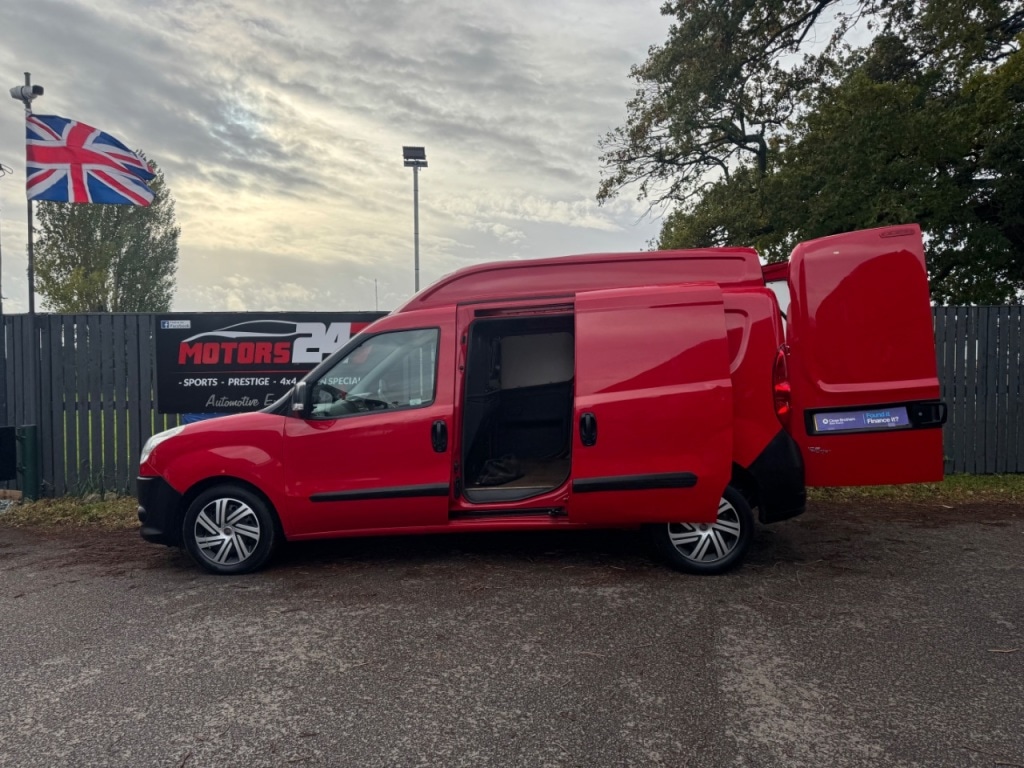 Used Fiat Doblo 2013 for sale - 76436449: Photo 35
