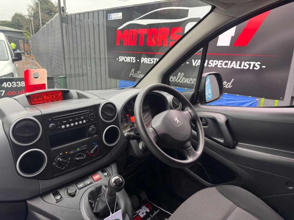 Used Peugeot Partner 2017 for sale - 77747467: Photo 44