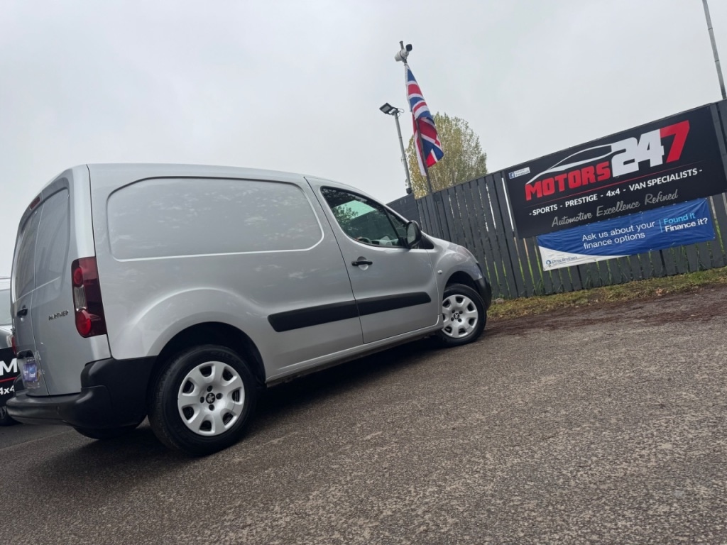 Used Peugeot Partner 2017 for sale - 77747467: Photo 8